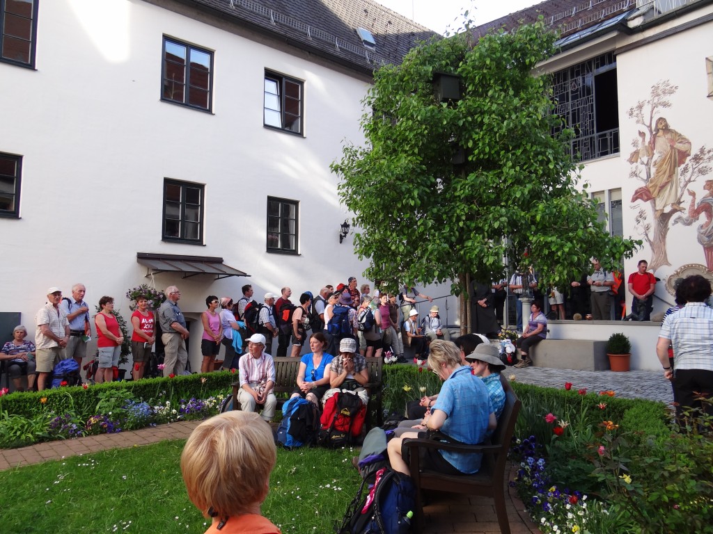 2012-05-11_18-24-02_Ettal_Tag1.jpg